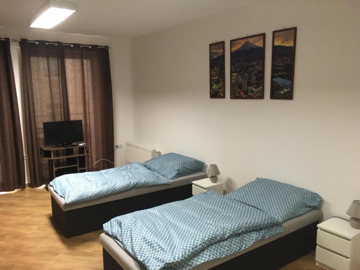 Konde Apartments B Dunajská Streda Buitenkant foto