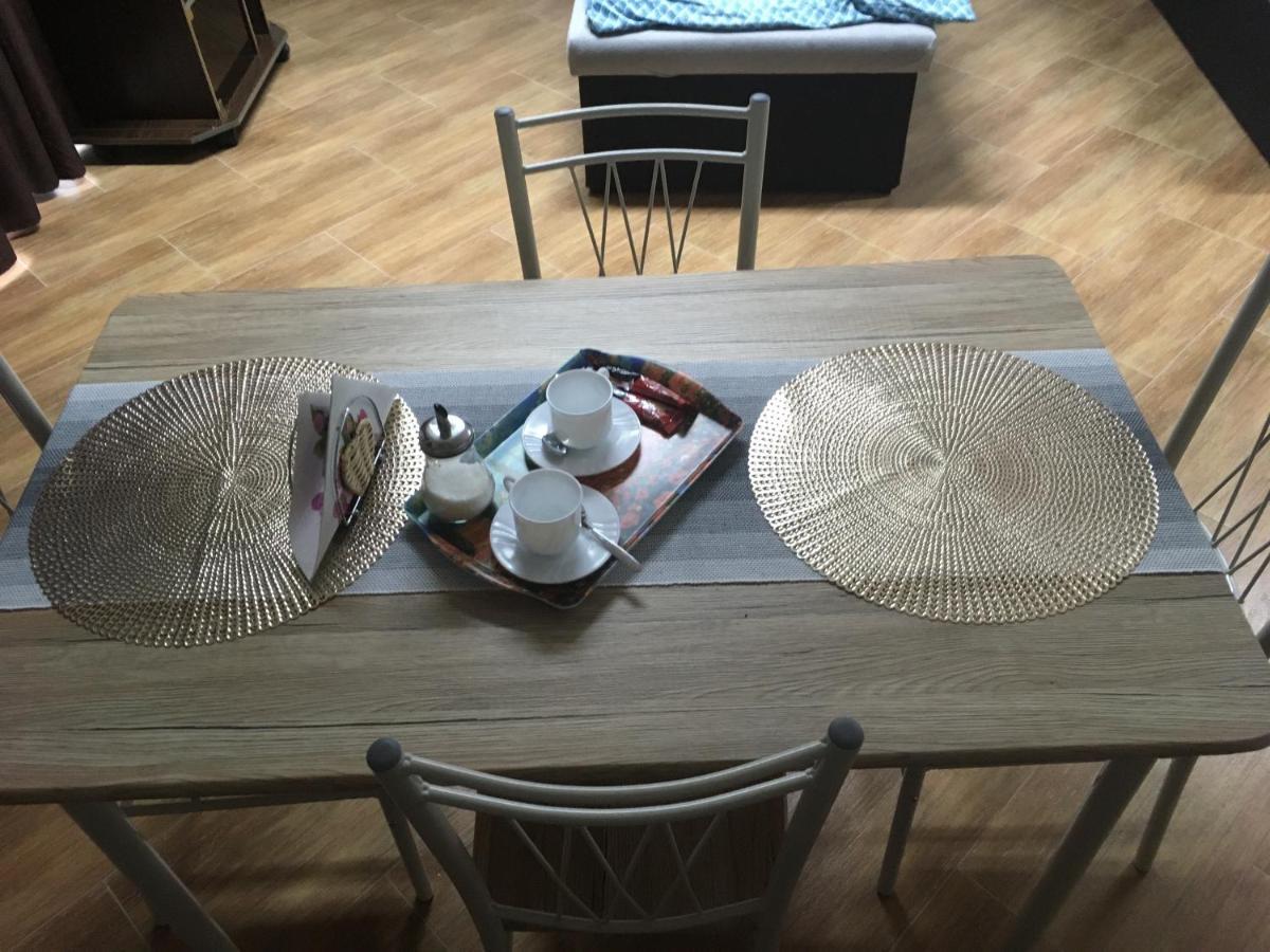 Konde Apartments B Dunajská Streda Buitenkant foto