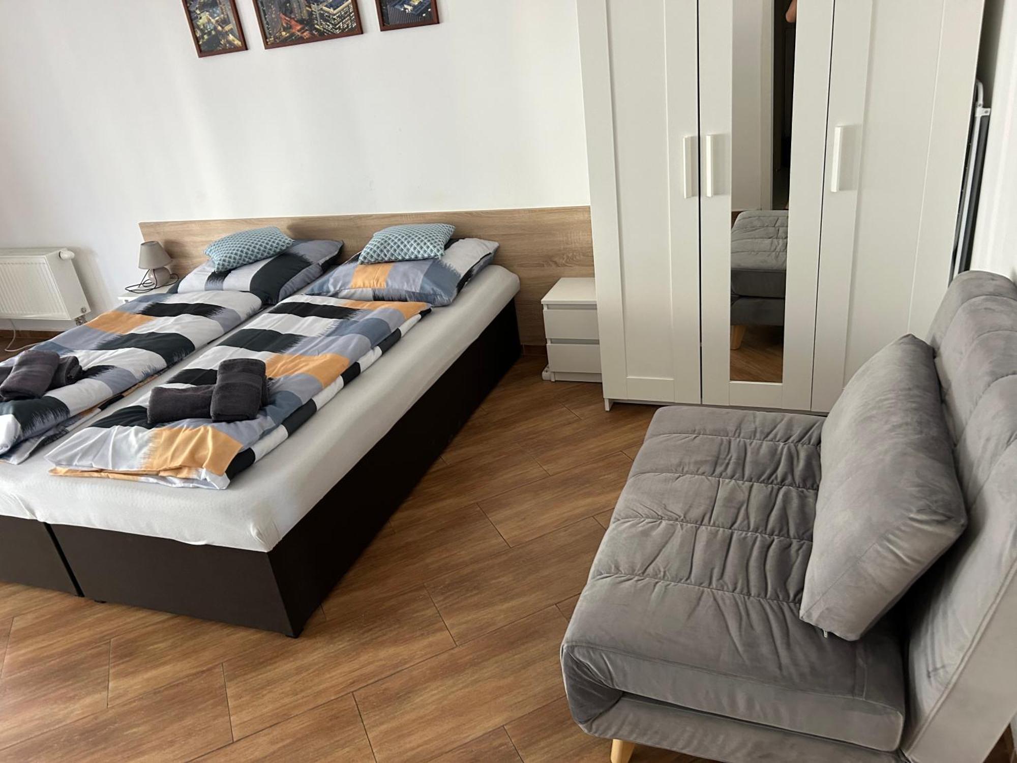 Konde Apartments B Dunajská Streda Buitenkant foto